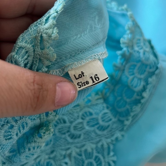 VINTAGE 1970s Shift Dress With Balloon Sleeves and Vest - Picture 4 of 12